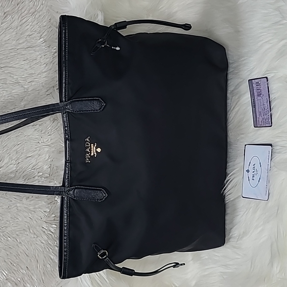 Prada Handbags - 💯 Authentic Prada Tote Bag 🍀